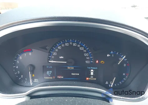 2015 Cadillac Srx Standard z USA, uszkodzony, nr VIN 3GYFNAE31FS636667